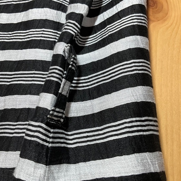 LOUBEN Linen Blend Button Front Sleeveless Shirt Black & Silver Stripes US Sz 16 - Picture 7 of 9